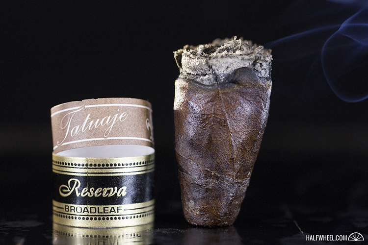 塔图阿赫 TATUAJE UNICOS RESERVA BROADLEAF 雪茄